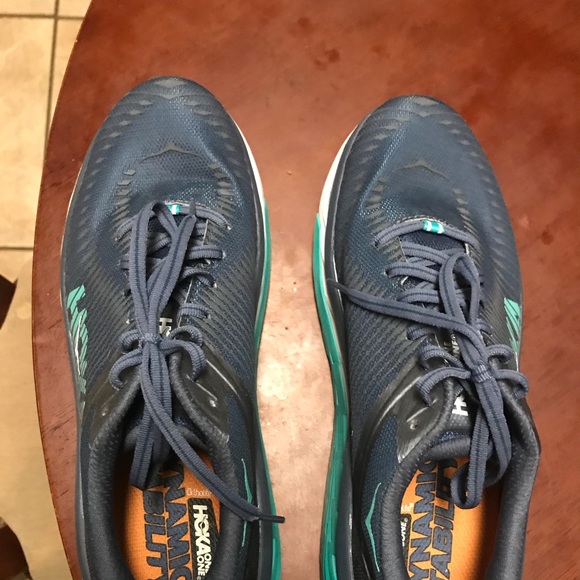 Size 10 Women’s Hoka, worn 3 times - Picture 2 of 4